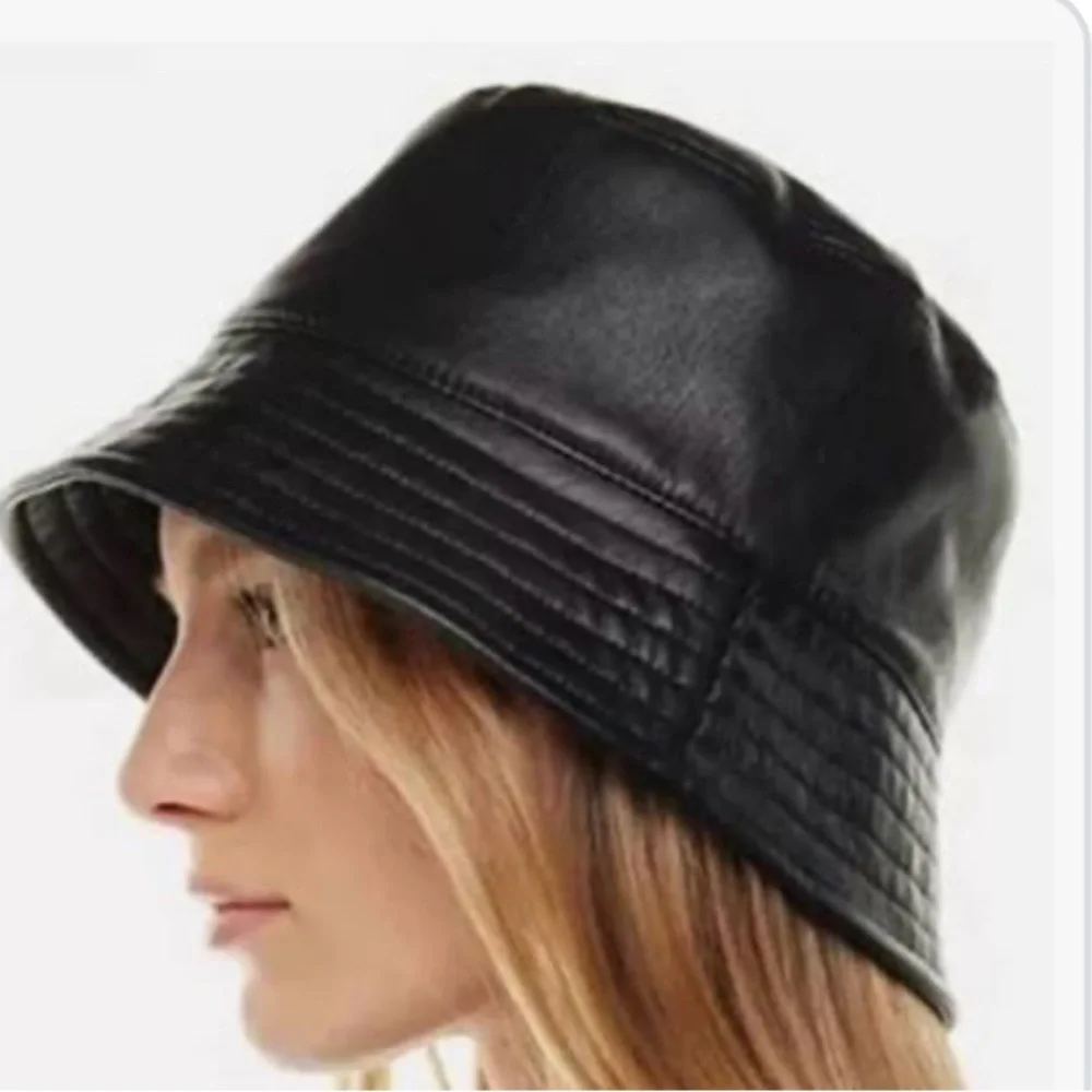 Aritzia Babaton Faux Leather Bucket Hat - Picture 6 of 7